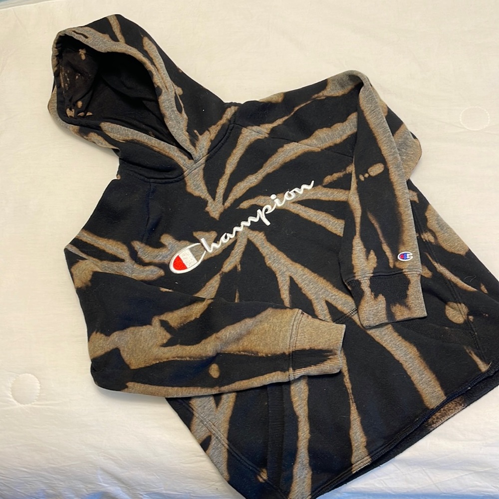 Girls Champion brand sweatshirt